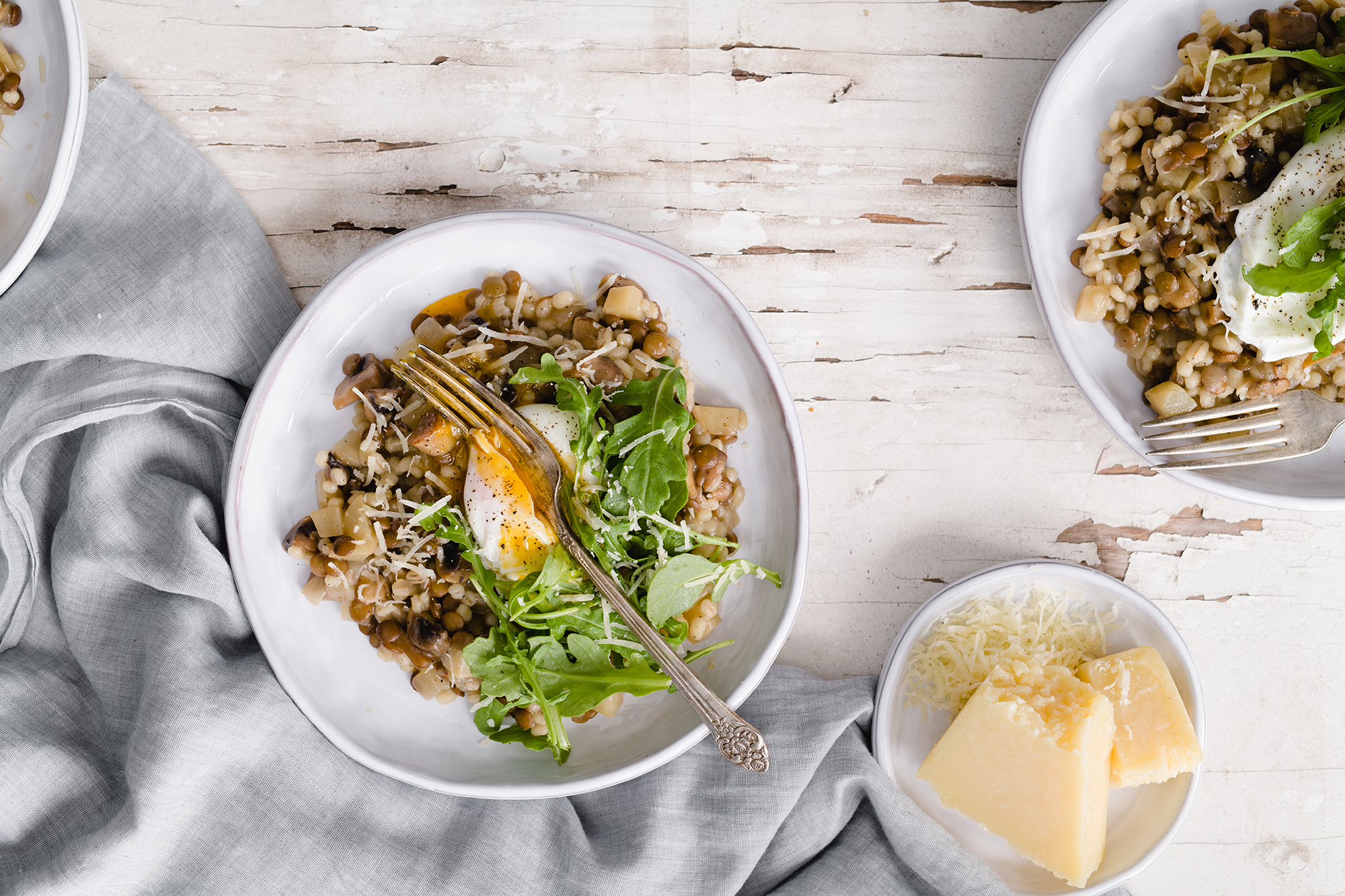 Lentil & Mushroom Orzotto with Poached Eggs & Arugula – Lentils.org